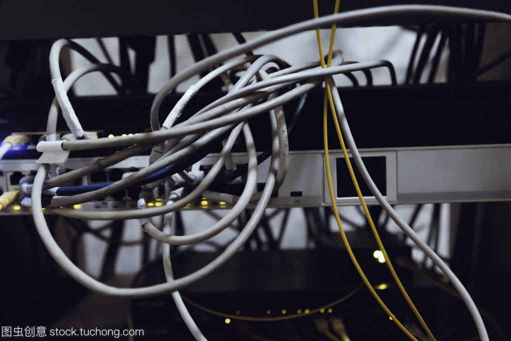 網絡連接基礎 光纖與以太網在軟件開發中的角色